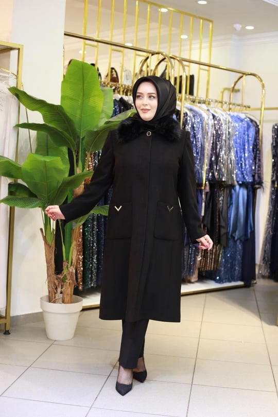 3321 KOD SUNİ KÜRKLÜ KISA KABAN SİYAH
