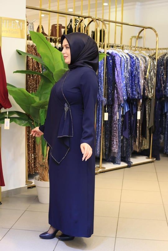 3554 KOD ŞİFON PELERİNLİ ELBİSE LACİVERT