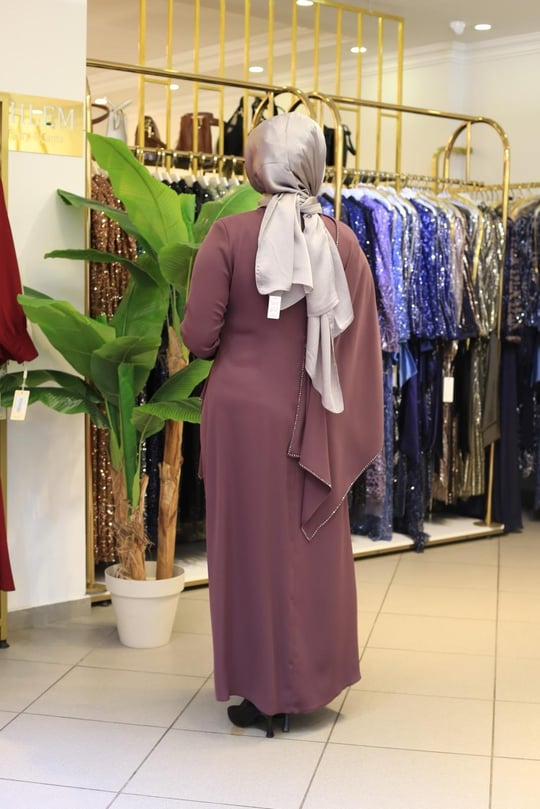 3554 KOD ŞİFON PELERİNLİ ELBİSE MOR