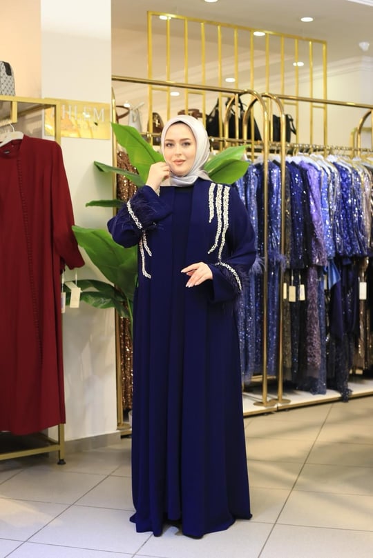 4200 KOD KOLLARI TÜYLÜ ABAYA TAKIM LACİVERT