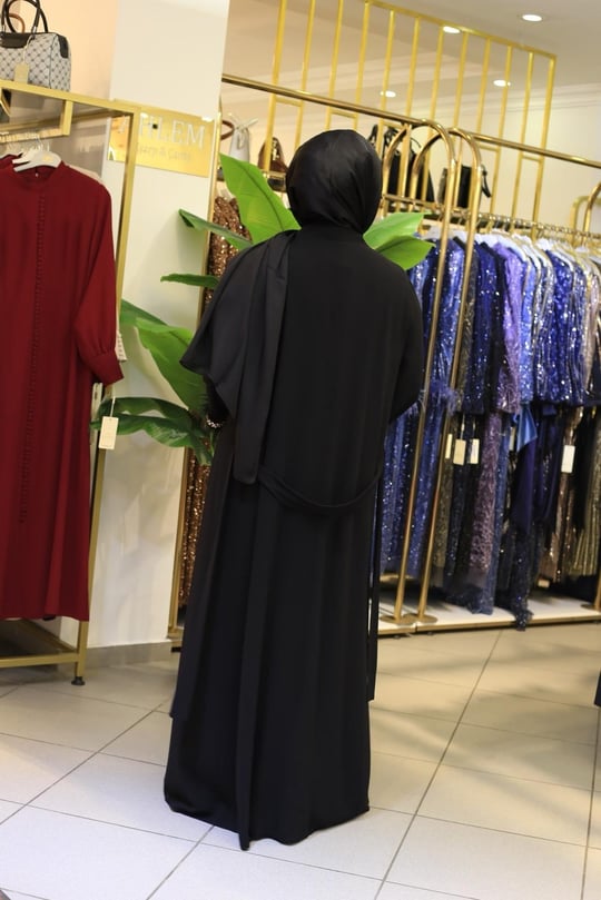 4200 KOD KOLLARI TÜYLÜ ABAYA TAKIM SİYAH