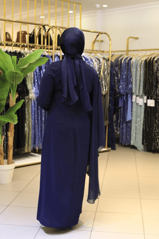 616 KOD OMUZ PELERİN DETAYLI ELBİSE LACİVERT