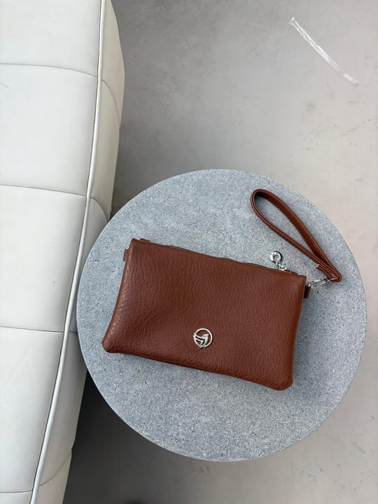 Aris Kartlık Detaylı Clutch Çanta Taba