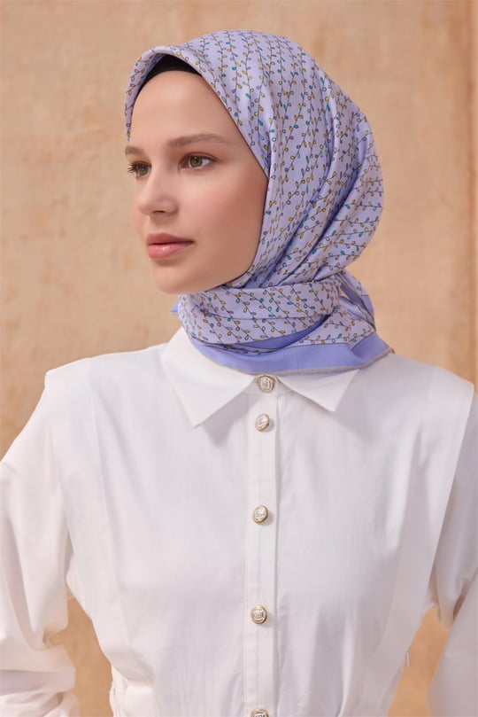 {URUNSEO_TITLE} | BELLI | BELLİ İPEK EŞARP | BELLİ SAF İPEK EŞARP 4128D (S) - 84