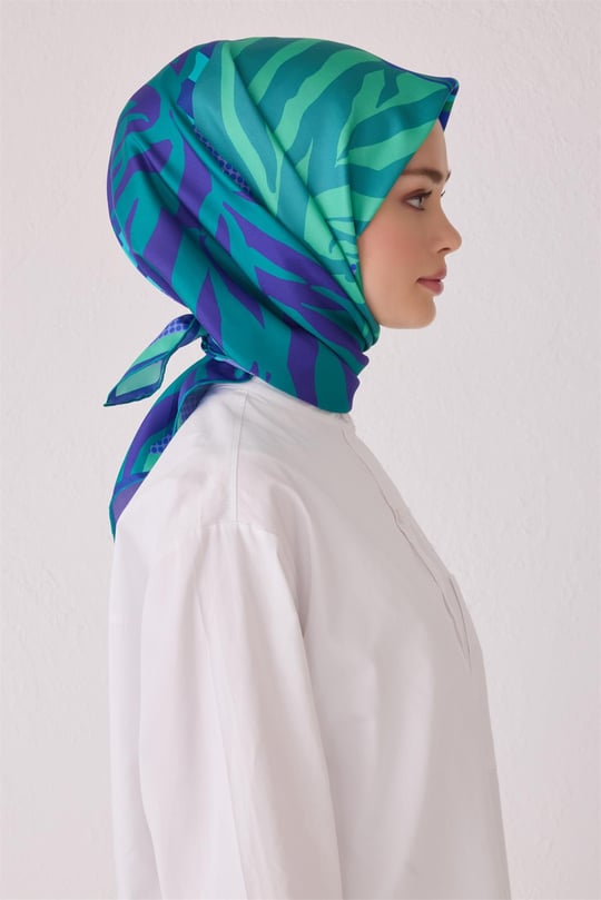 {URUNSEO_TITLE} | BELLI | BELLİ İPEK EŞARP | BELLİ SAF İPEK EŞARP 4047D (T) - 80