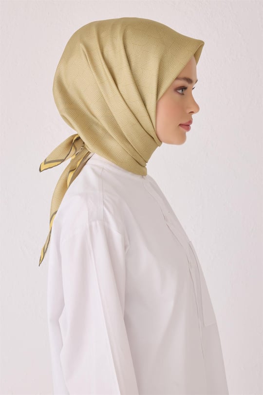 {URUNSEO_TITLE} | BELLI | BELLİ İPEK EŞARP | BELLİ SAF İPEK EŞARP 4055D (T) - 37