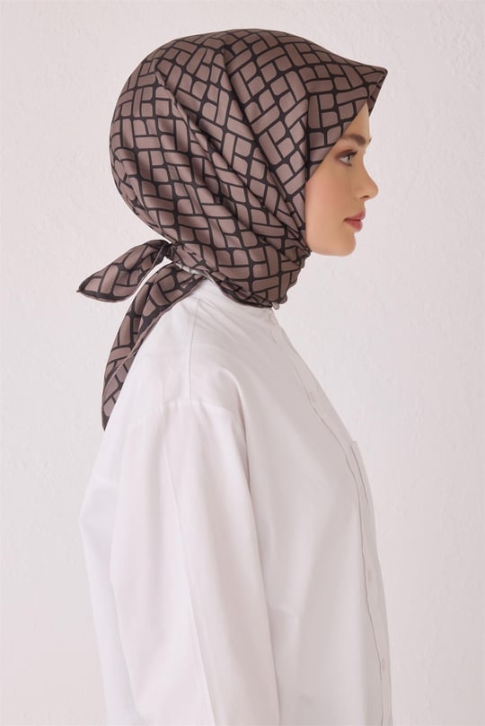 {URUNSEO_TITLE} | BELLI | BELLİ İPEK EŞARP | BELLİ SAF İPEK EŞARP 4062D (T) - 52
