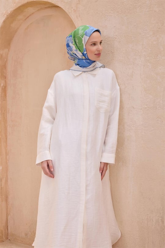 {URUNSEO_TITLE} | BELLI | BELLİ İPEK EŞARP | BELLİ ÇIÇEK DESENI İPEK EŞARP 4127D TWILL - 88