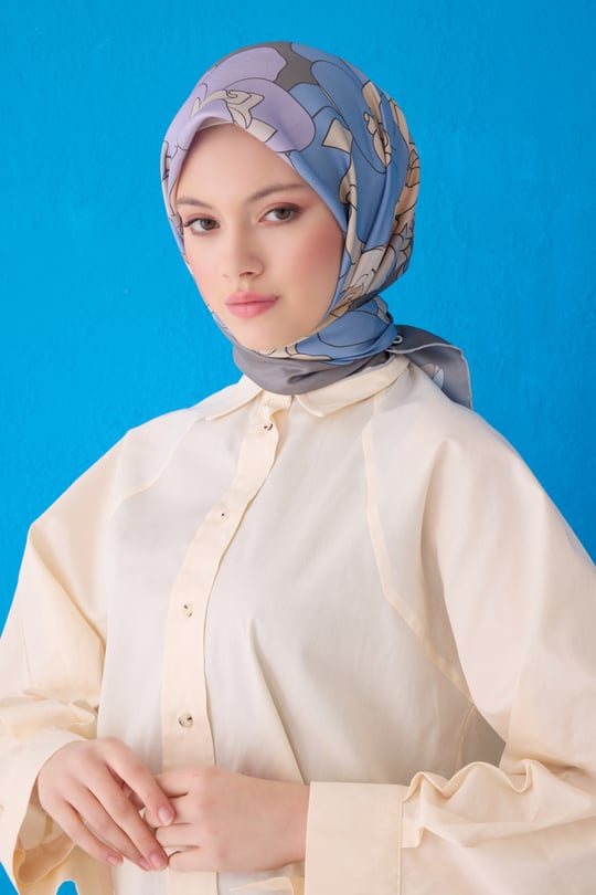 {URUNSEO_TITLE} | BELLI | BELLİ İPEK EŞARP | BELLİ ÇIÇEK DESENI İPEK EŞARP 4127D TWILL - 88