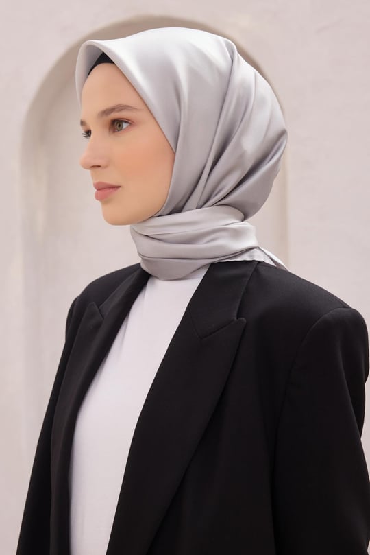 {URUNSEO_TITLE} | BELLI | BELLİ İPEK EŞARP | BELLİ DEGRADE DESEN İPEK EŞARP 4224D (TWILL) GÜMÜŞ - 58