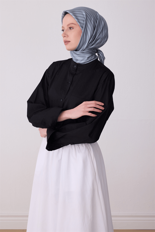 Belli Gri Geometrik Desen %100 Twill İpek Eşarp 4325-02