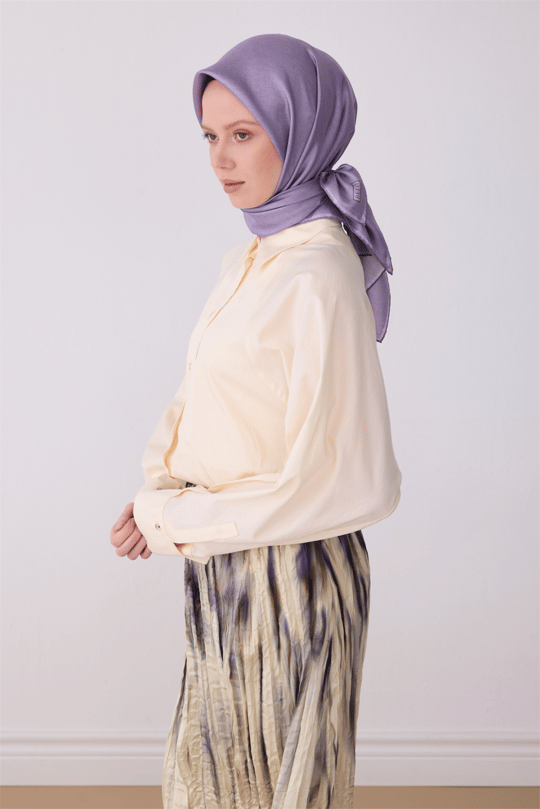 Belli Mor Klasik Desen %100 Twill İpek Eşarp 4305-05
