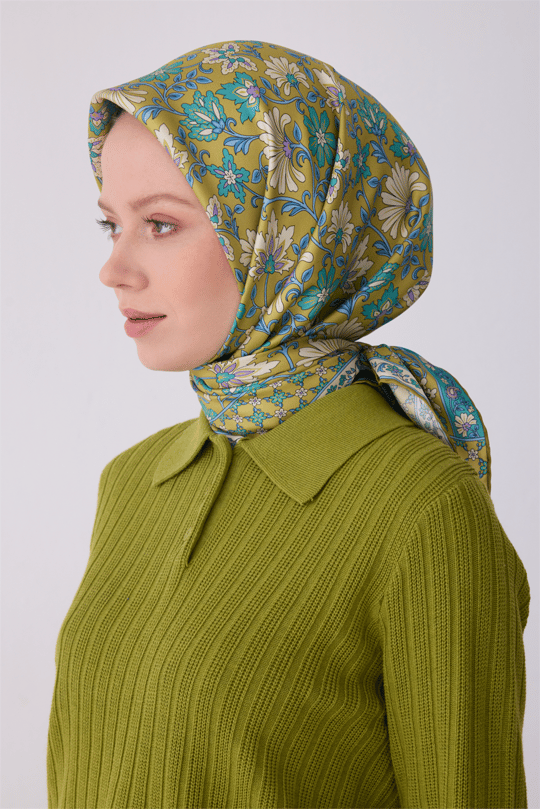 Belli Yeşil Etnik Desen %100 Twill İpek Eşarp 4314-83