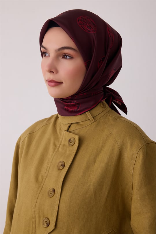 Bordo Geometrik Desen %100 Twill İpek Eşarp 4427-31