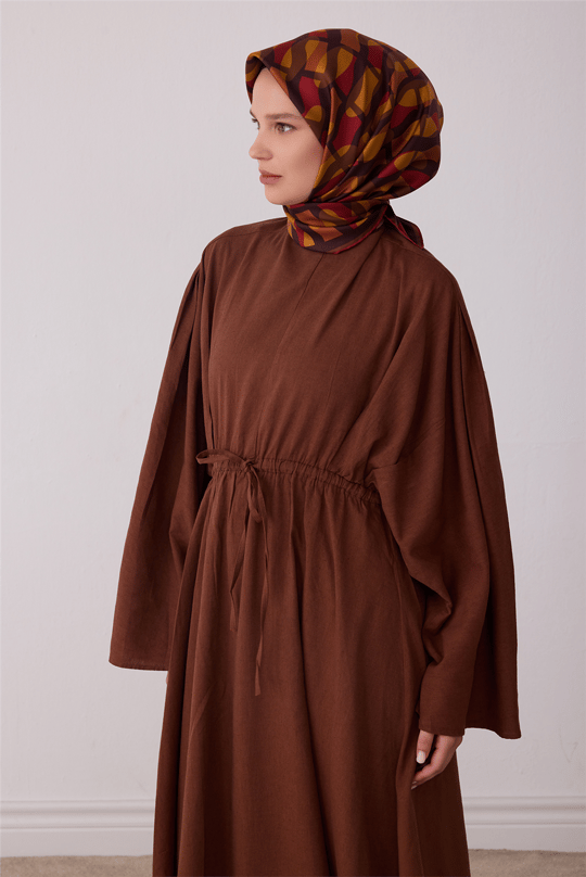 Kahverengi Geometrik Desen %100 Twill İpek Eşarp 4420-52