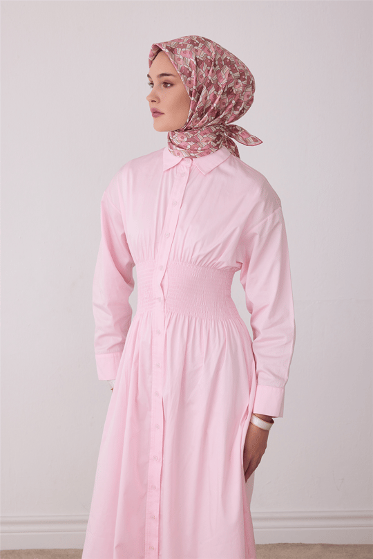 Pembe Geometrik Desen %100 Twill İpek Eşarp 4402-06