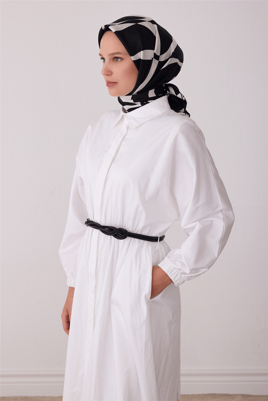 Siyah Soyut Desen %100 Twill İpek Eşarp 4429-42