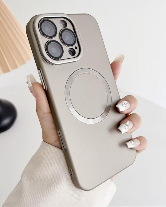 Iphone Uyumlu Lens Koruyuculu Standlı Plasma Magsafe Destekli Kılıf