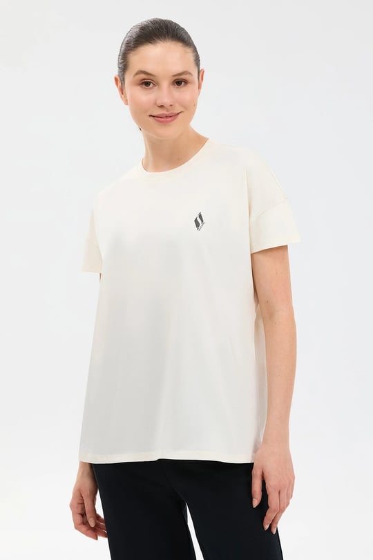 W Crew Neck Graphic Tee Logolu Bisiklet Yaka Kadın T Shirt S2214823855 BEYAZ