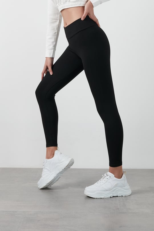Büyük Beden Seçeneğiyle Yüksek Bel Toparlayıcı Üşütmeyen Kışlık Spor Kadın Tayt 626TIGHTS SİYAH