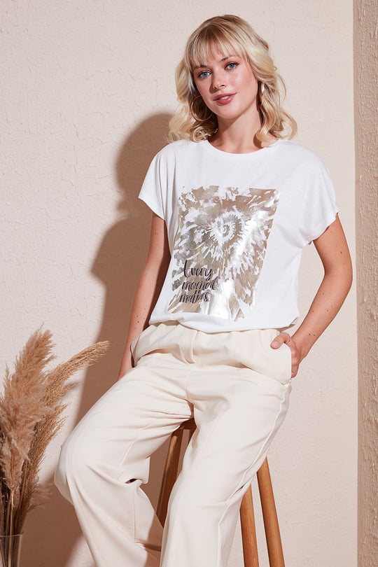 Lela Baskılı Bisiklet Yaka Regular Fit Kadın T Shirt 6671001 EKRU