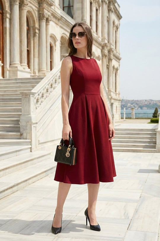 Lela Regular Fit Bisiklet Yaka Cepli Pileli Midi Boy Abiye Kadın Elbise 6111963 BORDO