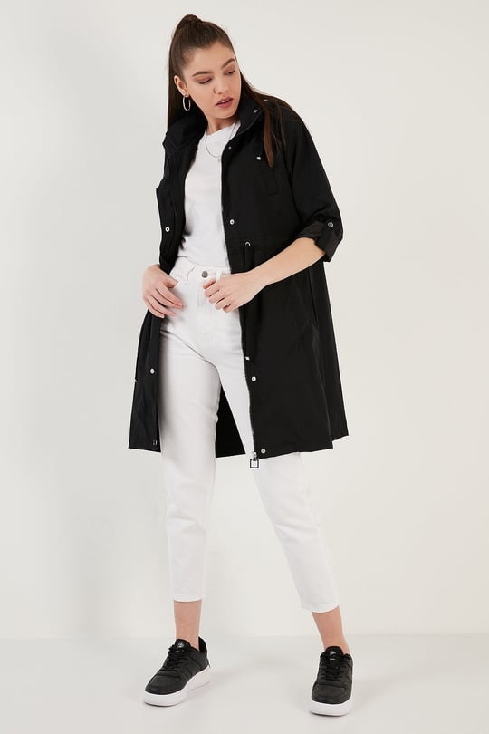 Lela Regular Fit Çıkarılabilir Kapüşonlu İnce Mevsimlik Kadın Mont 497SEZEN SİYAH