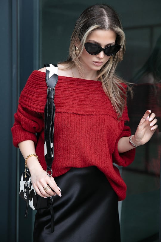 Oversize Fit Madonna Yaka Triko Kadın Kazak 4615216 KIRMIZI