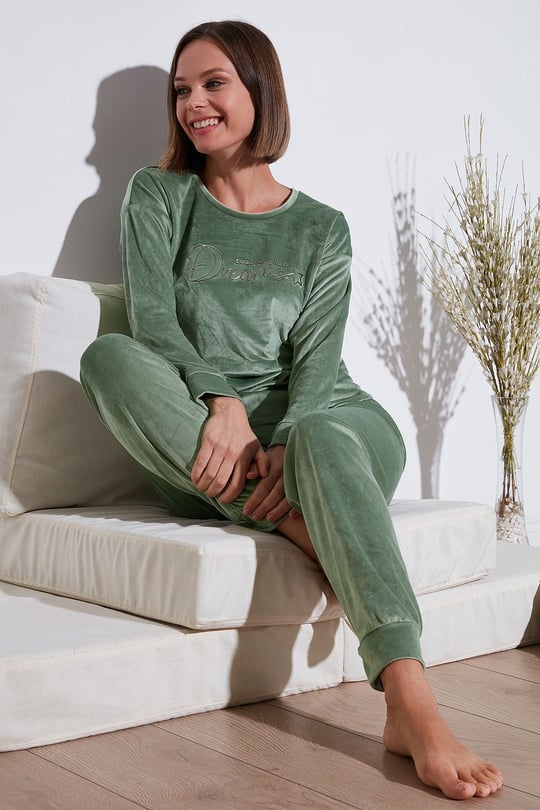 Standart Fit Bisiklet Yaka Yumuşak Kadife Kadın Pijama Takımı 6094202 MİNT