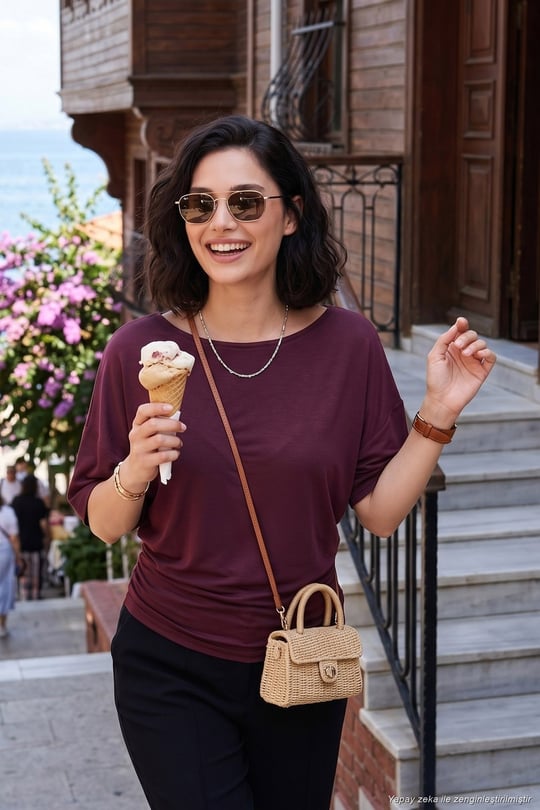 Standart Fit Drape Detaylı Yarasa Kol Kadın T Shirt 5866962 MÜRDÜM