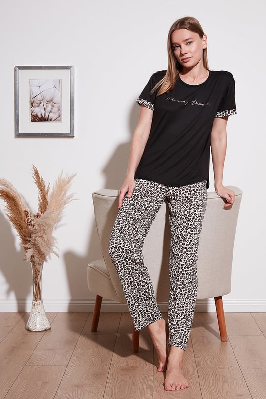 Yumuşak Dokulu Bisiklet Yaka Kadın Pijama Takımı 6097605 SİYAH-LEOPAR