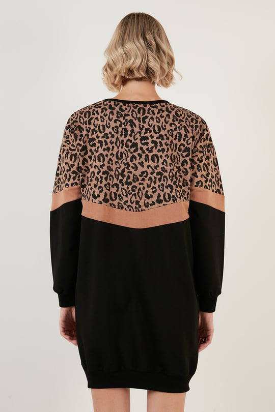 Leopar Desenli Renk Bloklu Oversize Bisiklet Yaka Kadın Tunik 5863604 SİYAH