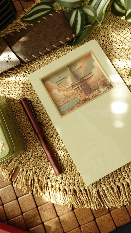 Nova Crafts Diorama 3D Katmanlı Defter Galata Kulesii Temalı Noktalı Defter 80 Yaprak A5