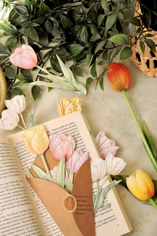 Nova Crafts Lale Buketi Tulips Çiçekli Dekoratif Kağıt - Kitap Ayracı 10 adet