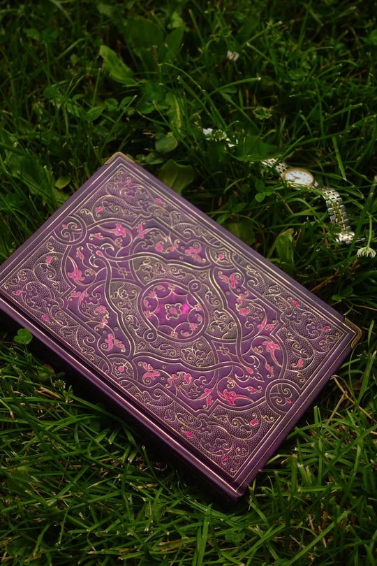 Nova Crafts Secret Garden Mor Otantik Kapağı Yaldızlı/Kenarı Yaldızlı / Beyaz Sayfalı 365 Günlük / Journal / PlanlayıcıAjanada 