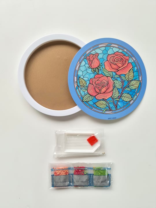 Çerçeveli Elmas Mozaik Tablo, Güller Boncuk Yapıştırma Kiti 20cm Çap