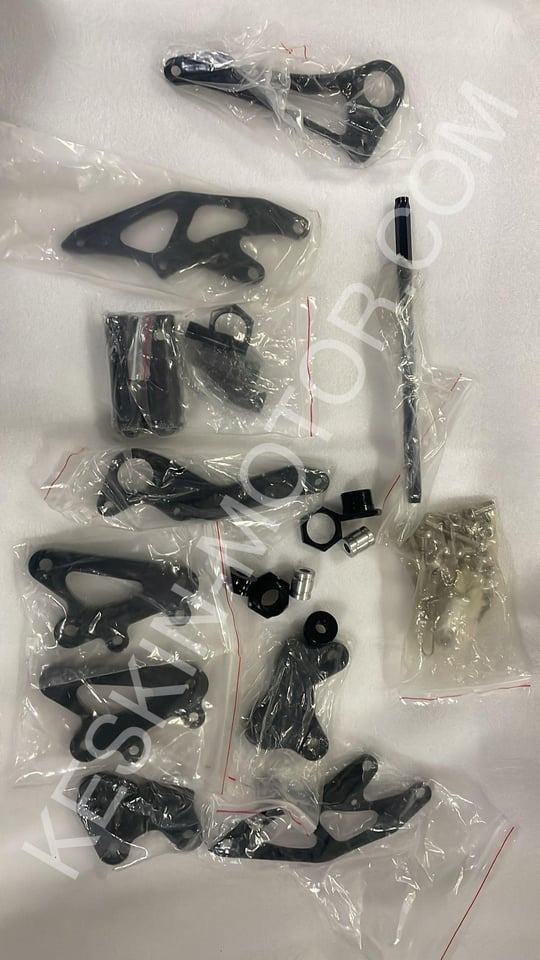 KAWASAKİ NİNJA 250 SAĞ SOL ÖN BASAMAK SPOR KOMPLE