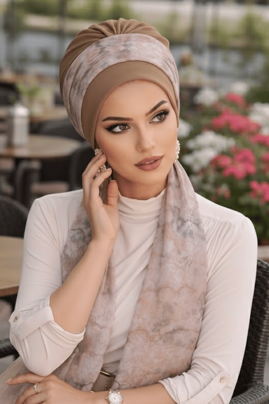 Bej Ebruli Desen Fularlı Bone