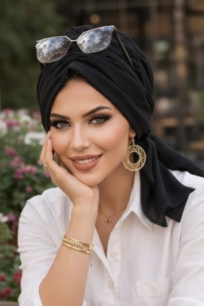 Siyah Tokalı Bone