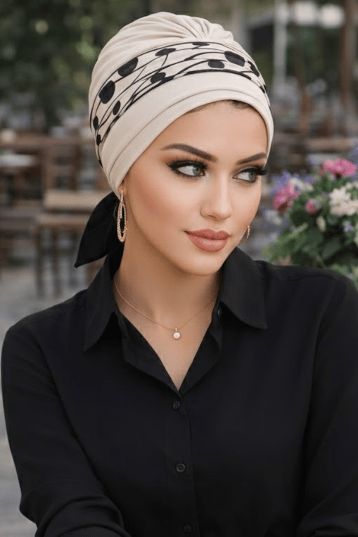 Taş Siyah Desenli Bantlı Bone