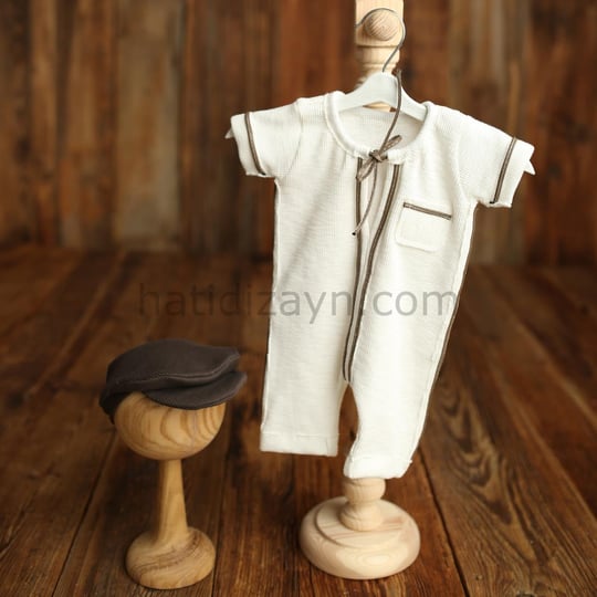 Şapkalı Set Ekru