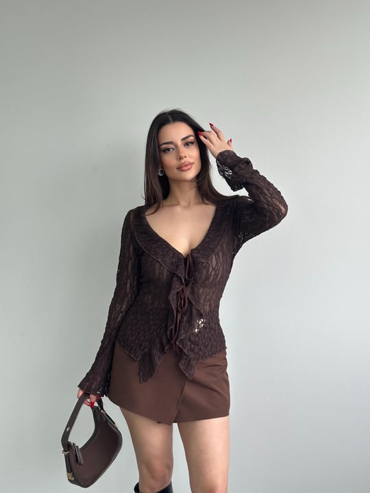 Fırfırlı Dantel Bluz