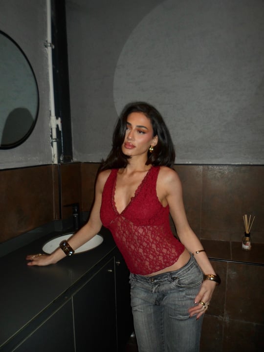 V Yaka Dantel Crop Bluz