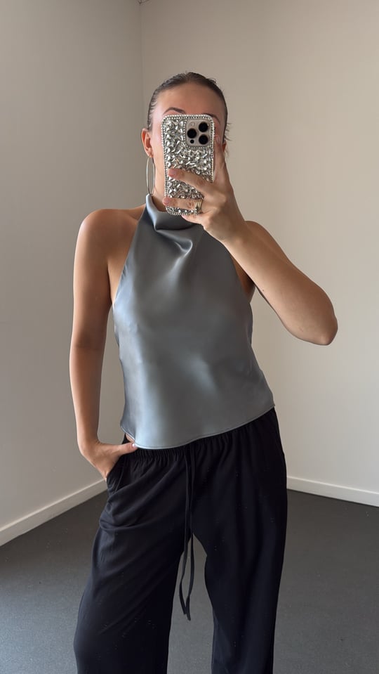 Denise Gri Halter Yaka Saten Top