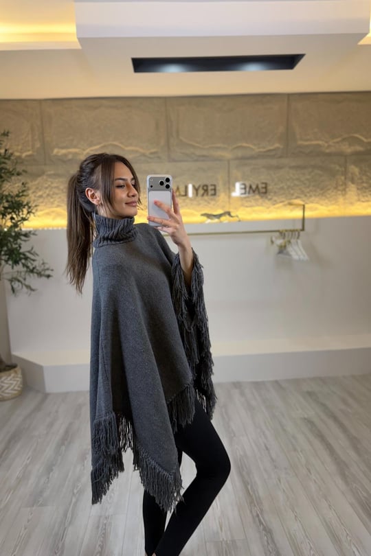 püskül detaylı panço