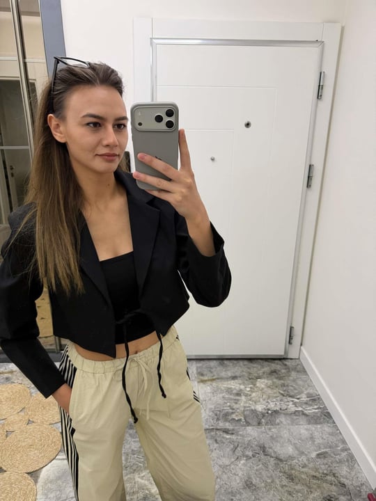 Siyah Crop Ceket