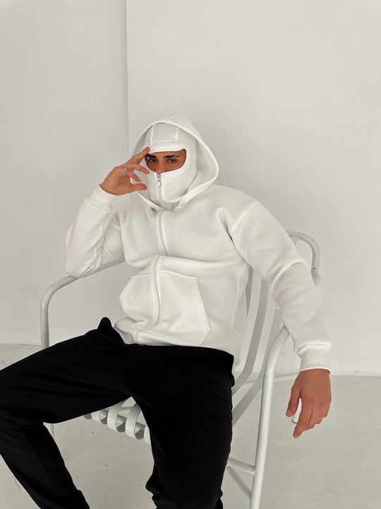 BEYAZ MASKE HIRKA