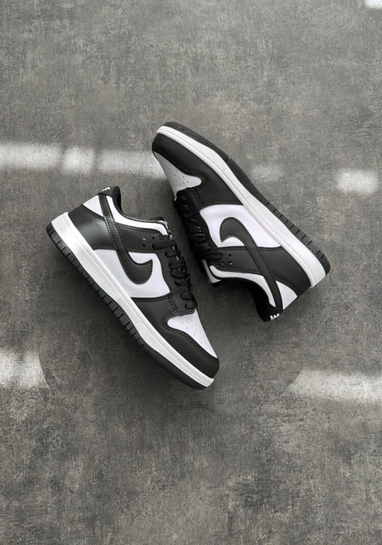 DUNK LOW PANDA