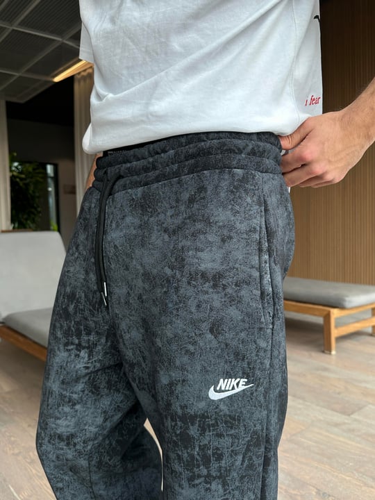 Siyah Yıkama Yazı Nike Eşofman
