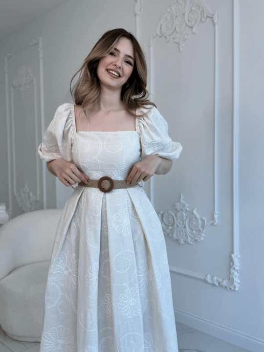 Bej Balon Kollu Hasır Kemerli Brode Elbise